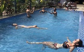 Real Vang Vieng Backpacker Hostel